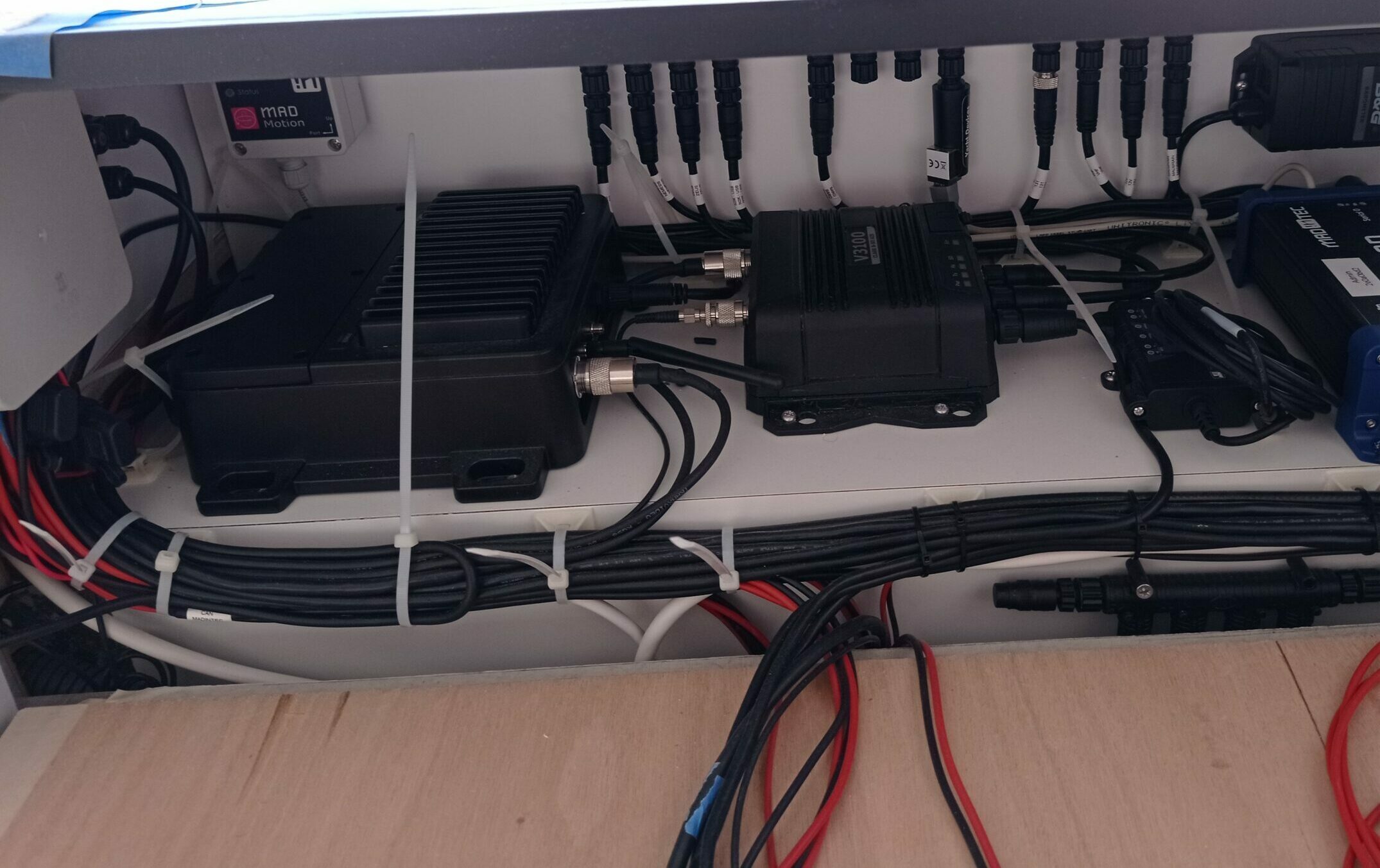 Électronique marine